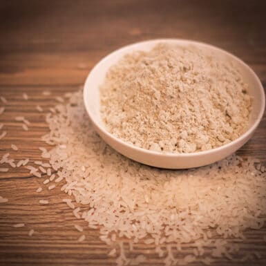cách trị ansm da bằng cám gạo
